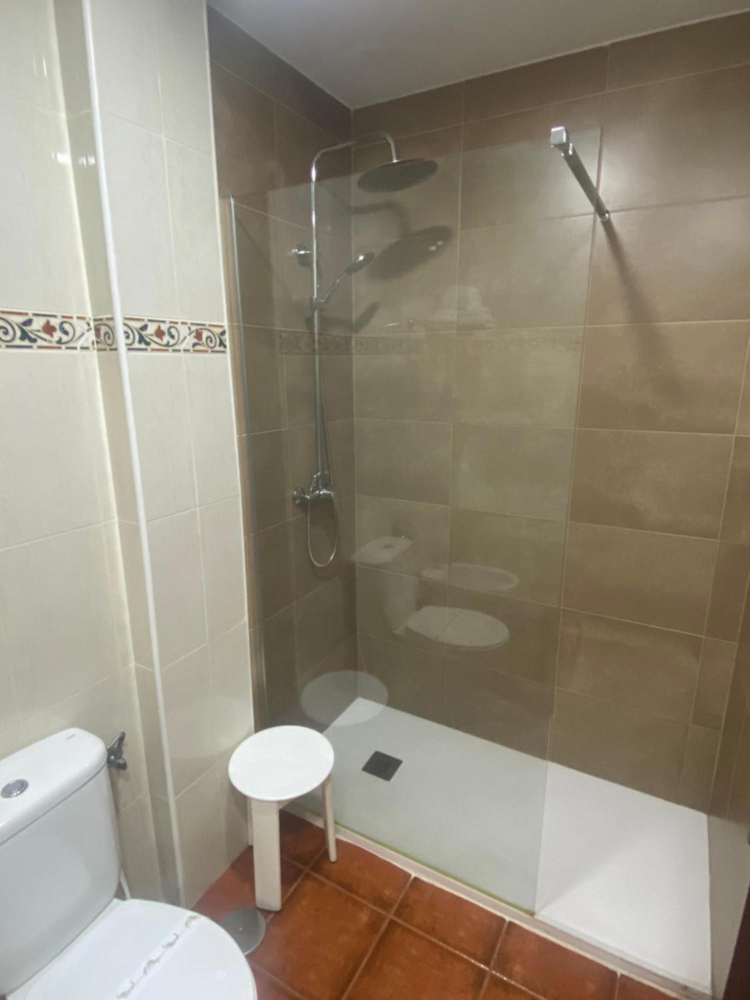 Area De Servicio Los Cerrillos Peraleda de la Mata エクステリア 写真
