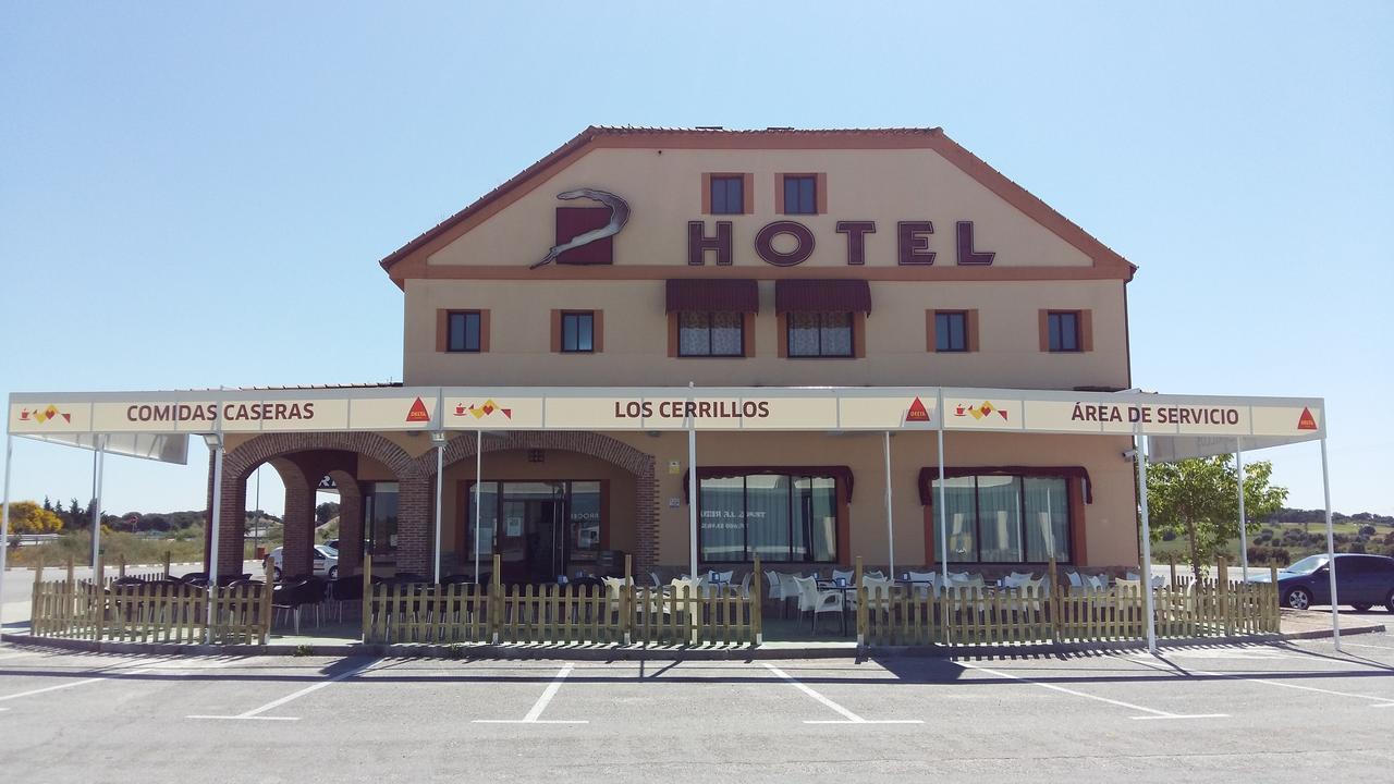 Area De Servicio Los Cerrillos Peraleda de la Mata エクステリア 写真